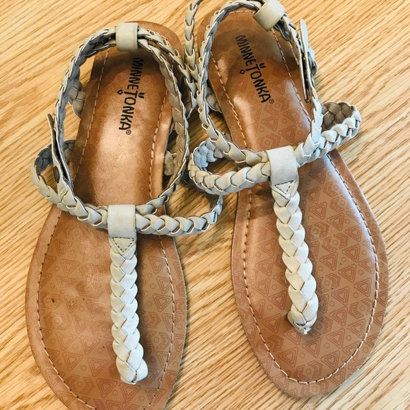 Minnetonka Shoes - 🌷4 for $20. . . . Minnetonka Sandals